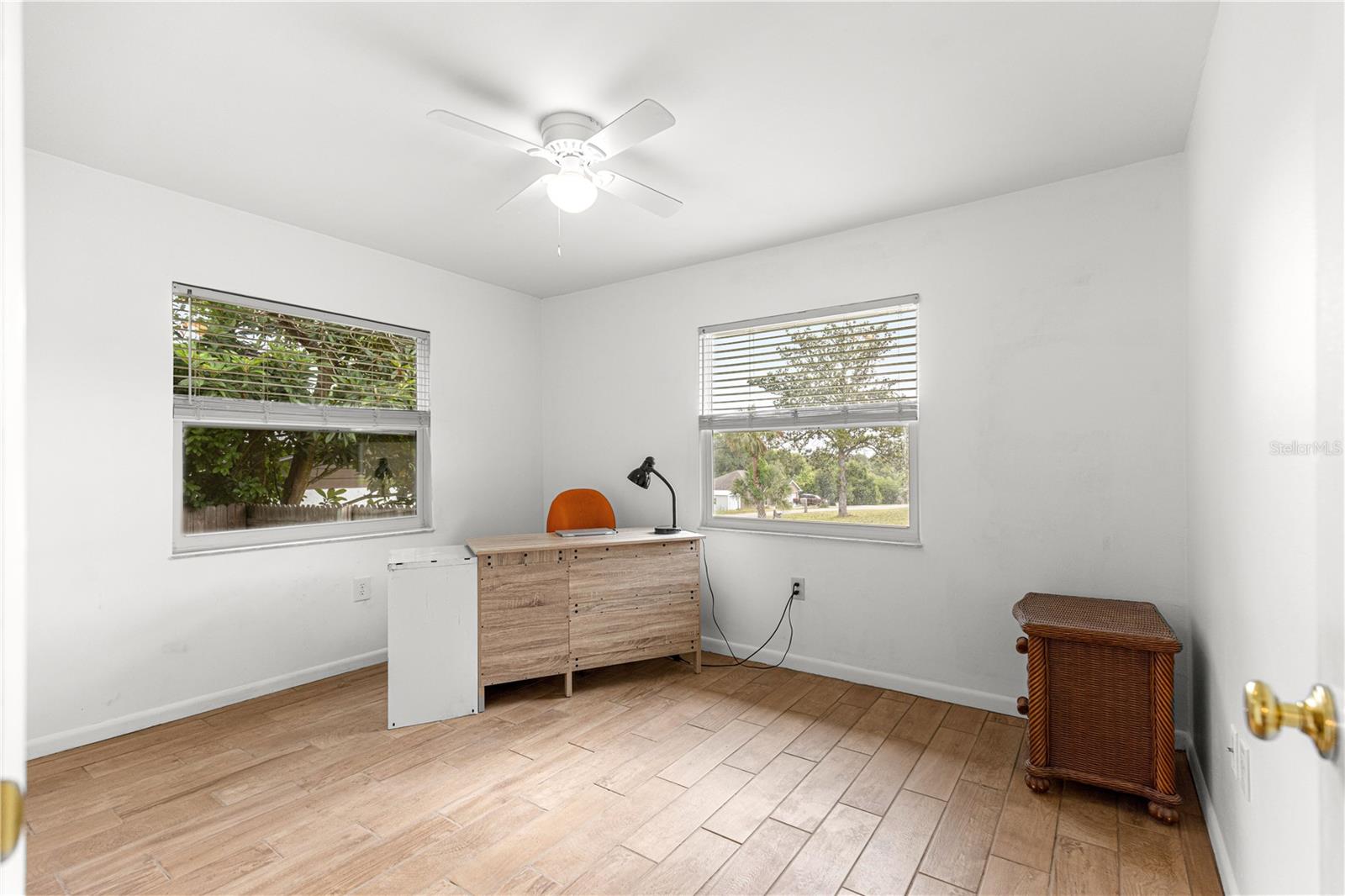 Image 23 of 41 For 3500 31st Terrace