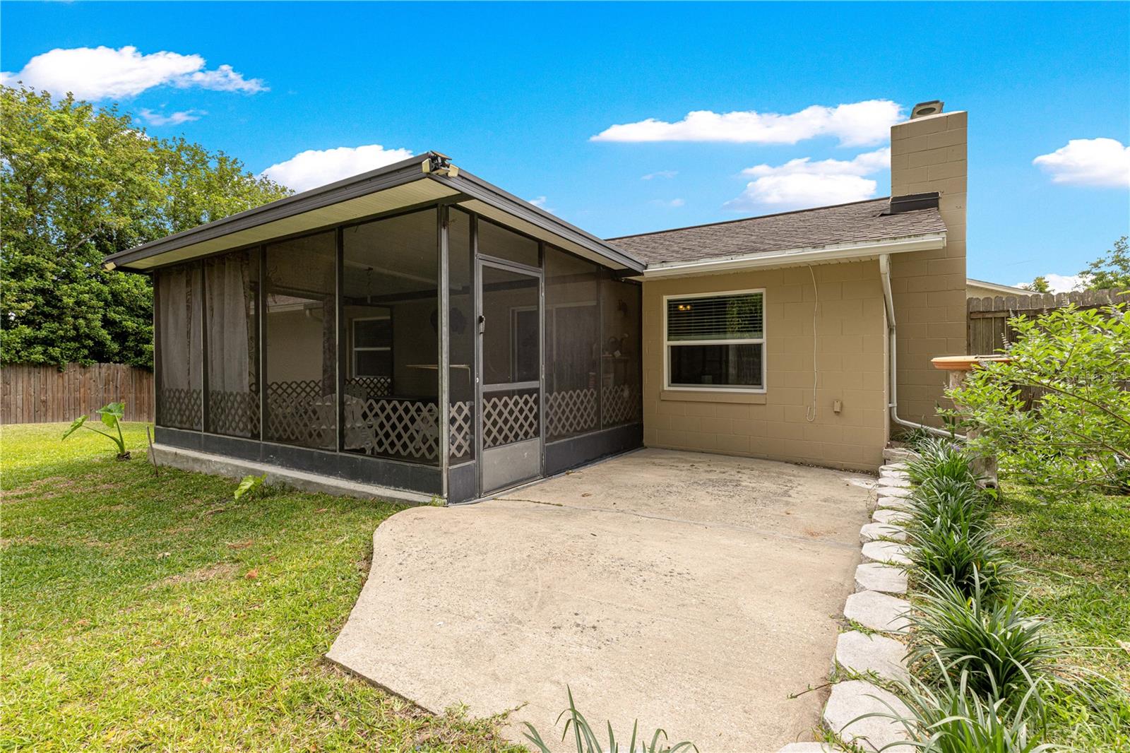 Image 34 of 41 For 3500 31st Terrace