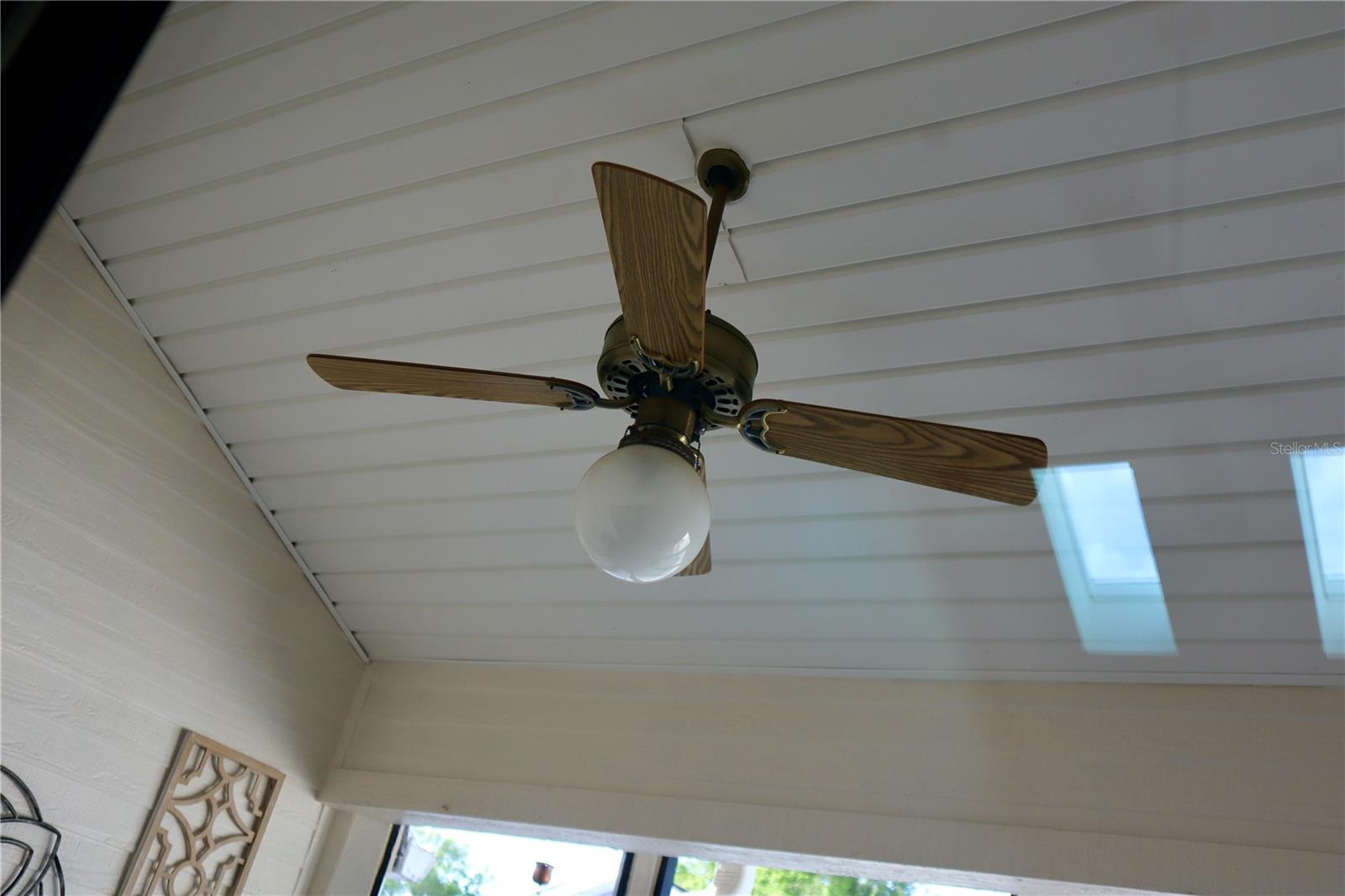 Image 29 of 83 For 3929 21st Lane