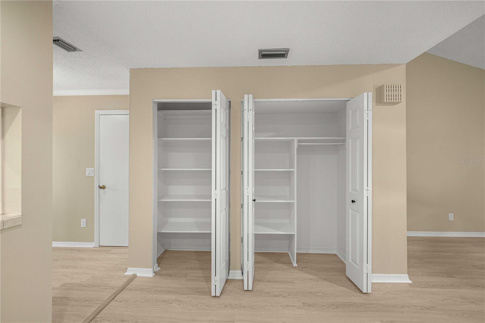 Image 19 of 29 For 3856 19th Street Circle