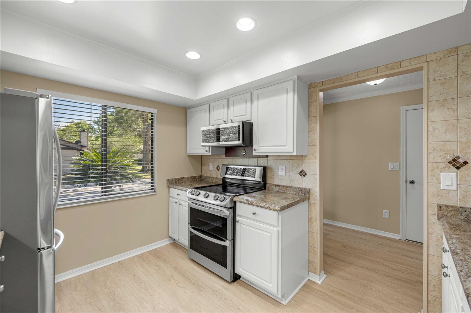 Image 5 of 29 For 3856 19th Street Circle