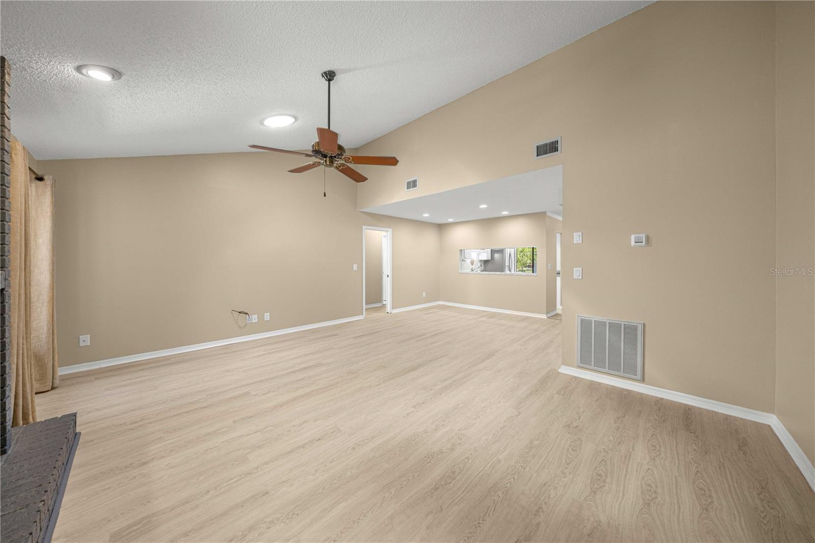 Image 9 of 29 For 3856 19th Street Circle