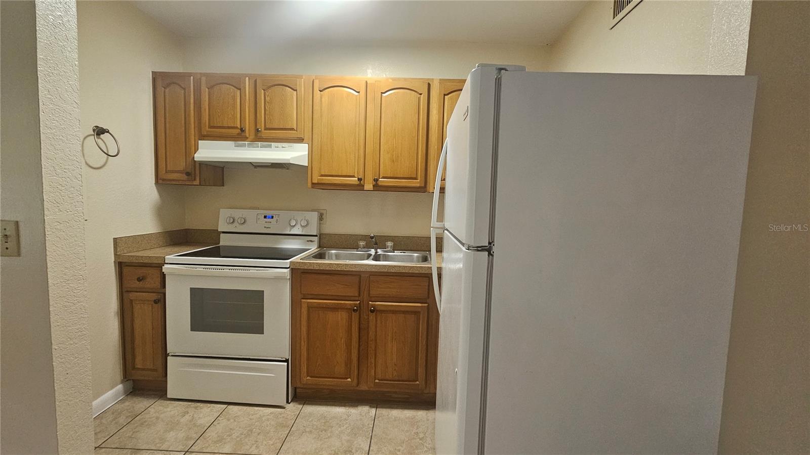 Image 10 of 10 For 2621 33 Avenue