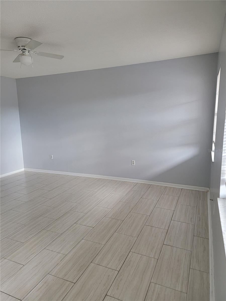 Image 2 of 10 For 2621 33 Avenue