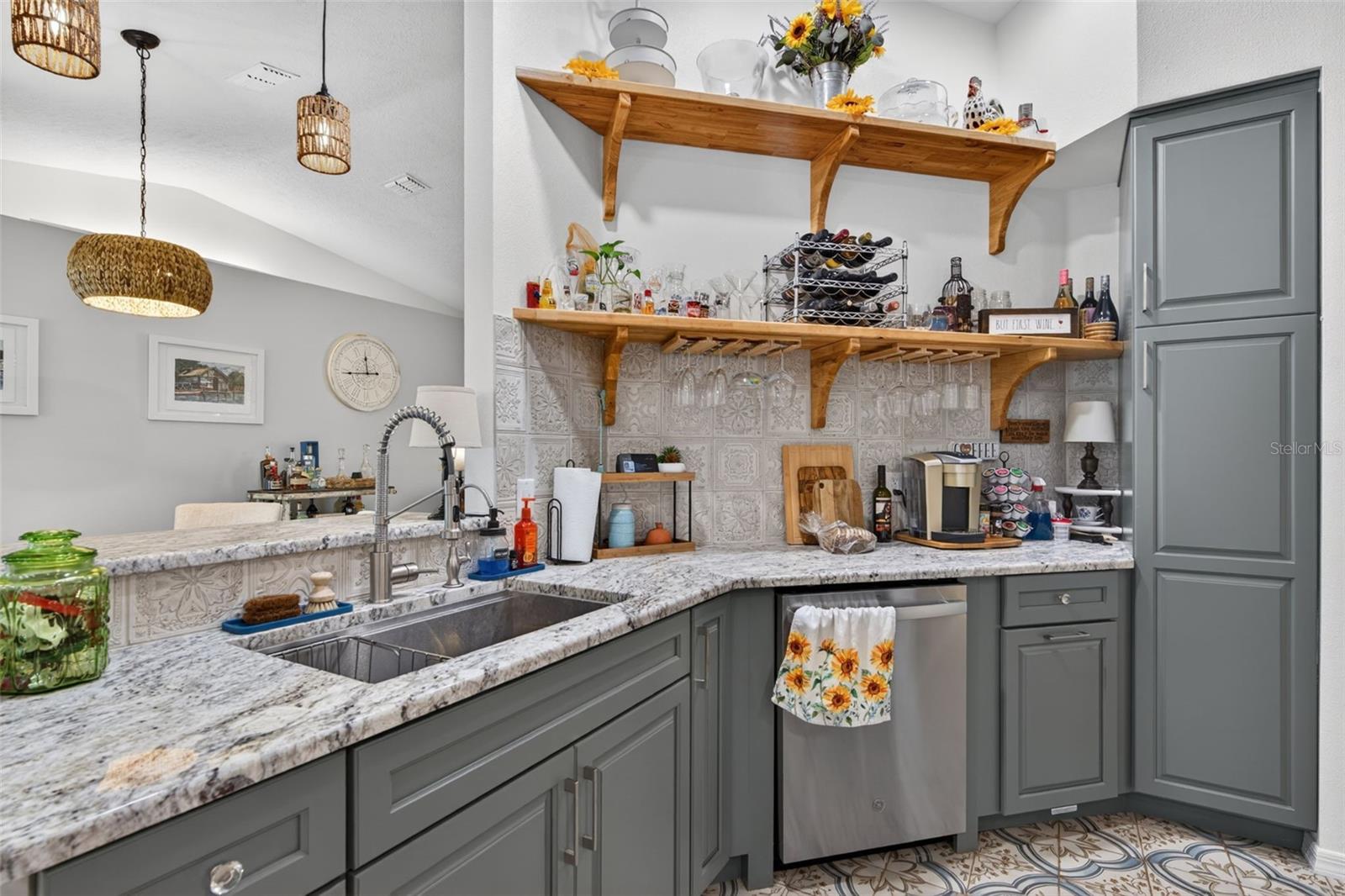 Image 25 of 49 For 3070 Laurel Street