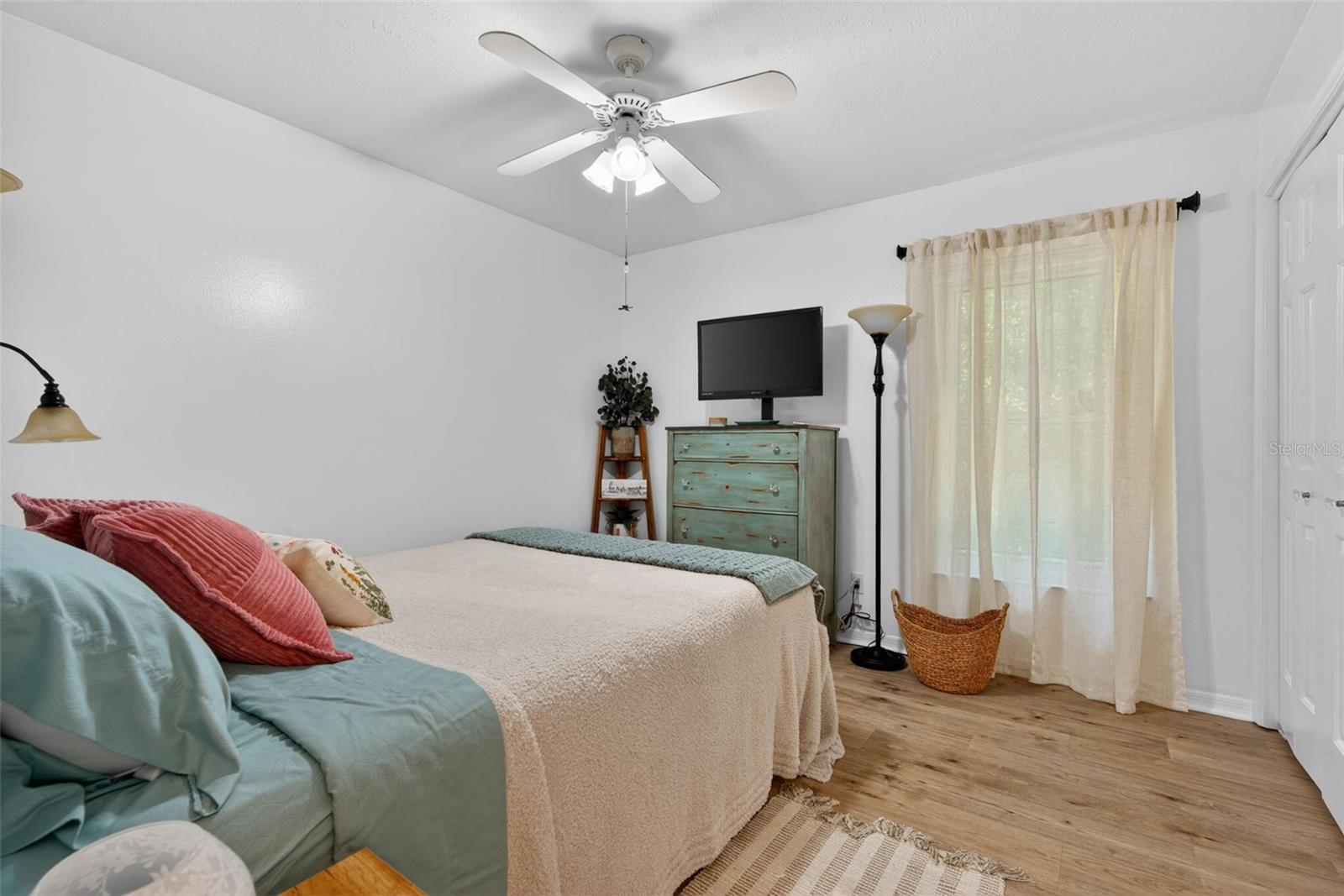 Image 28 of 49 For 3070 Laurel Street