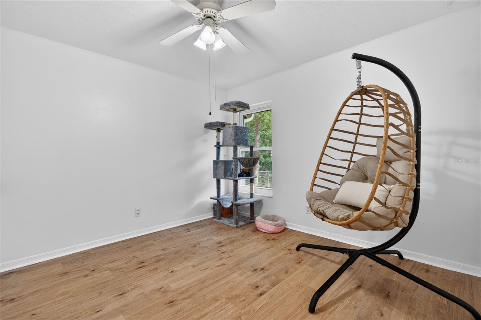 Image 29 of 49 For 3070 Laurel Street