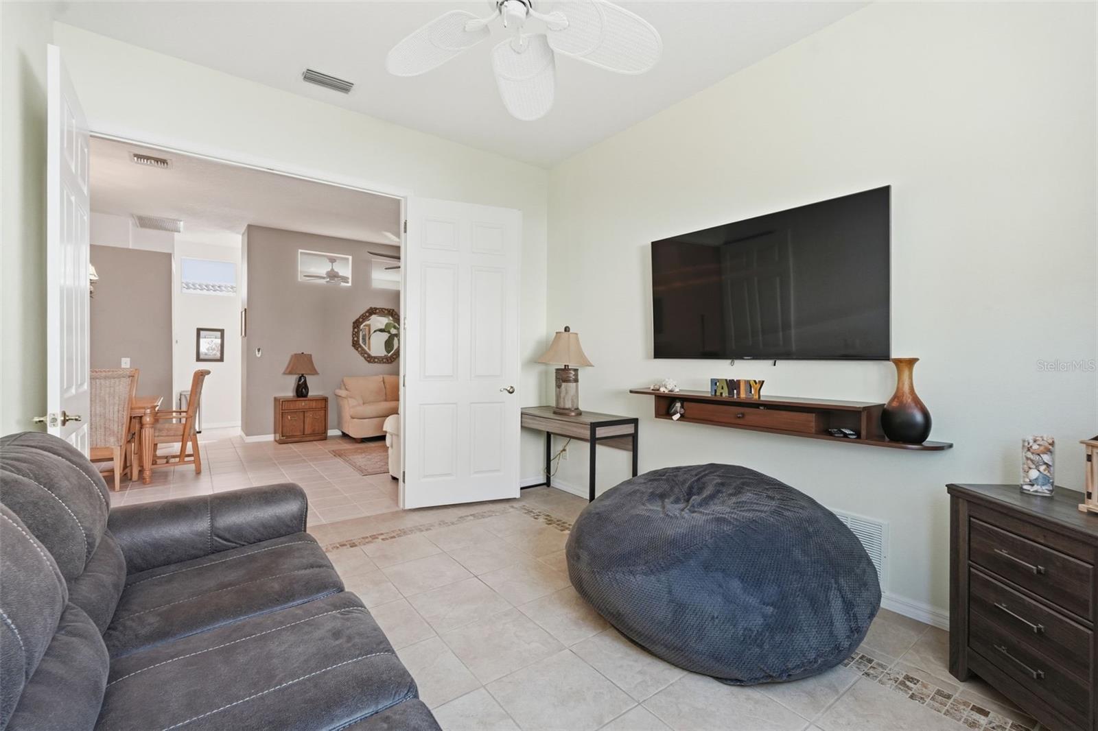 Image 19 of 65 For 5127 Hanging Moss Lane