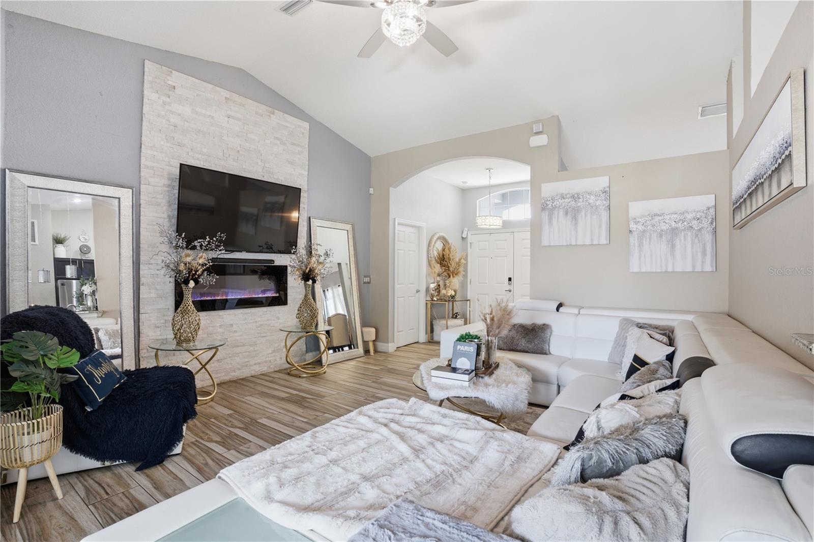 Image 5 of 28 For 4937 98th Place