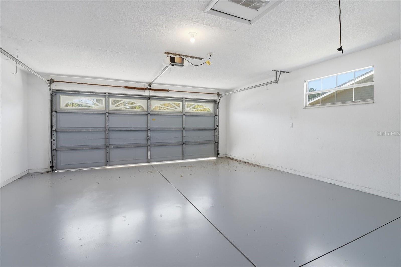 Image 21 of 31 For 8105 108th Street