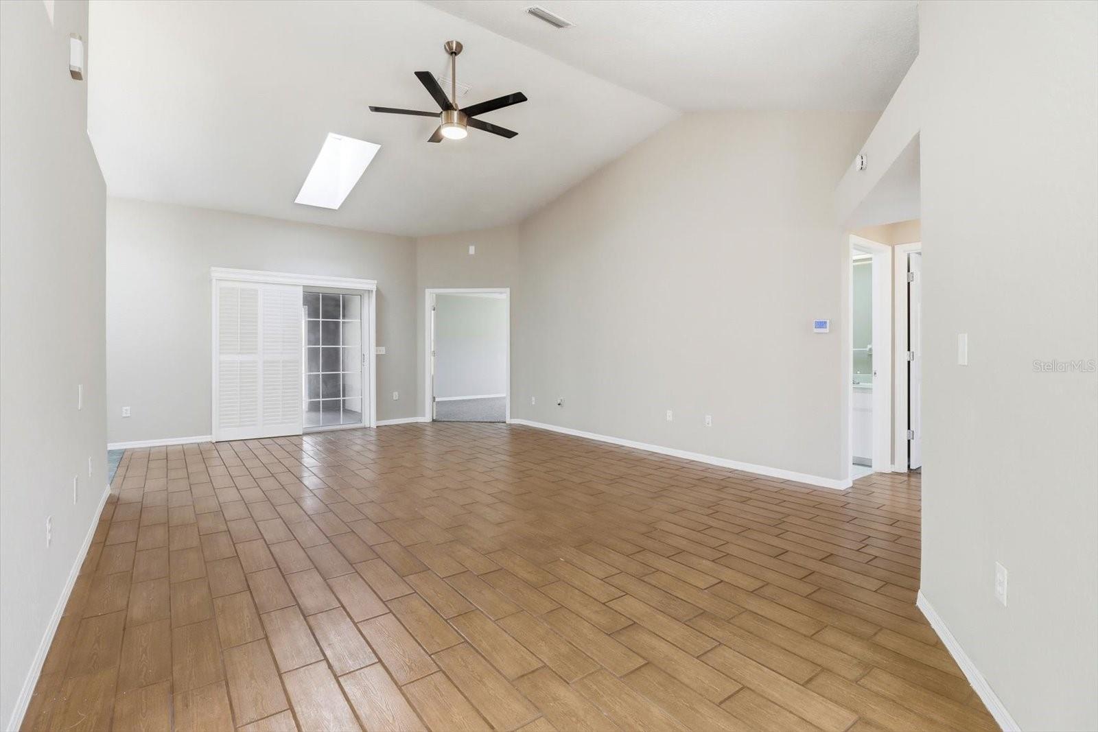 Image 3 of 31 For 8105 108th Street