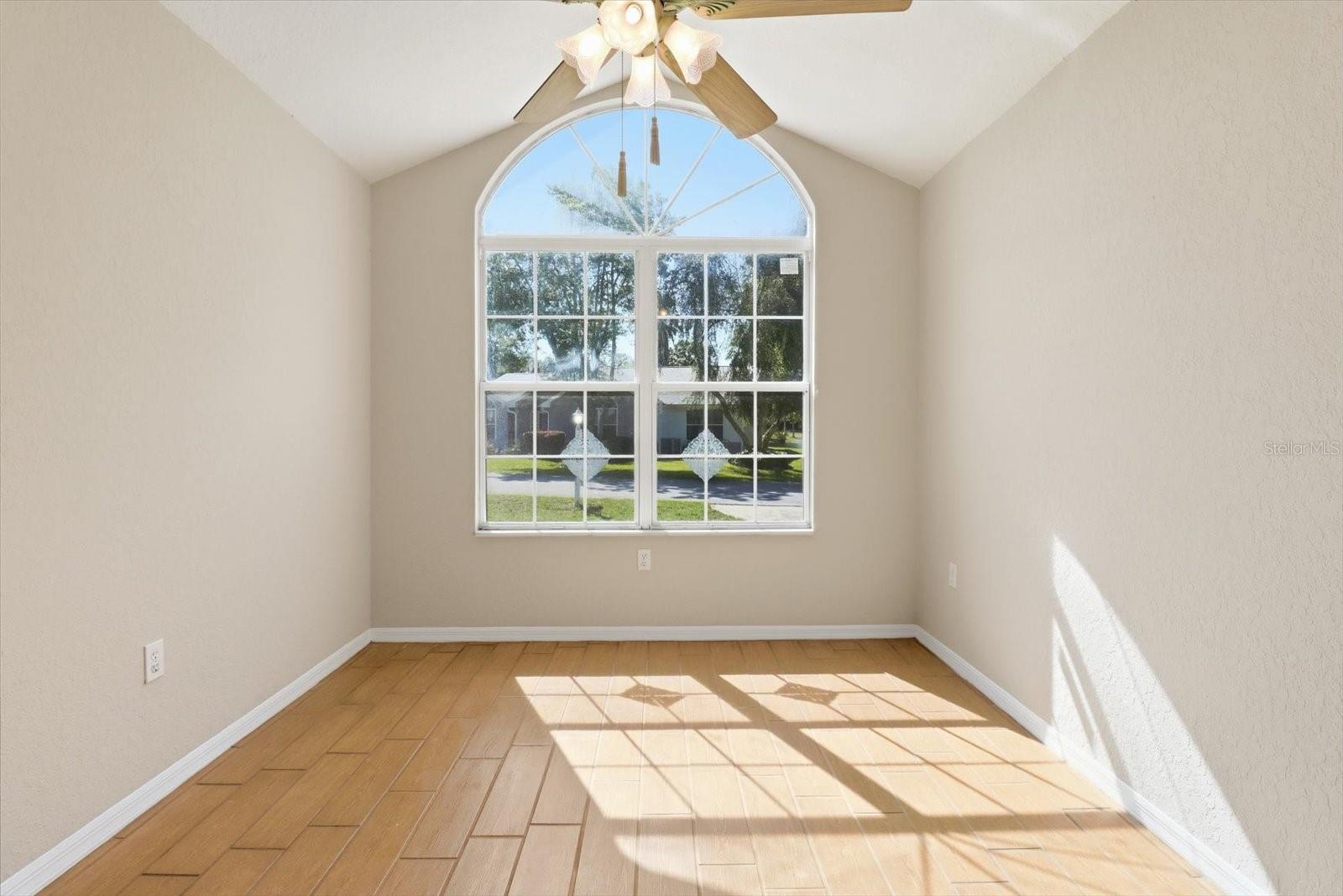 Image 4 of 31 For 8105 108th Street