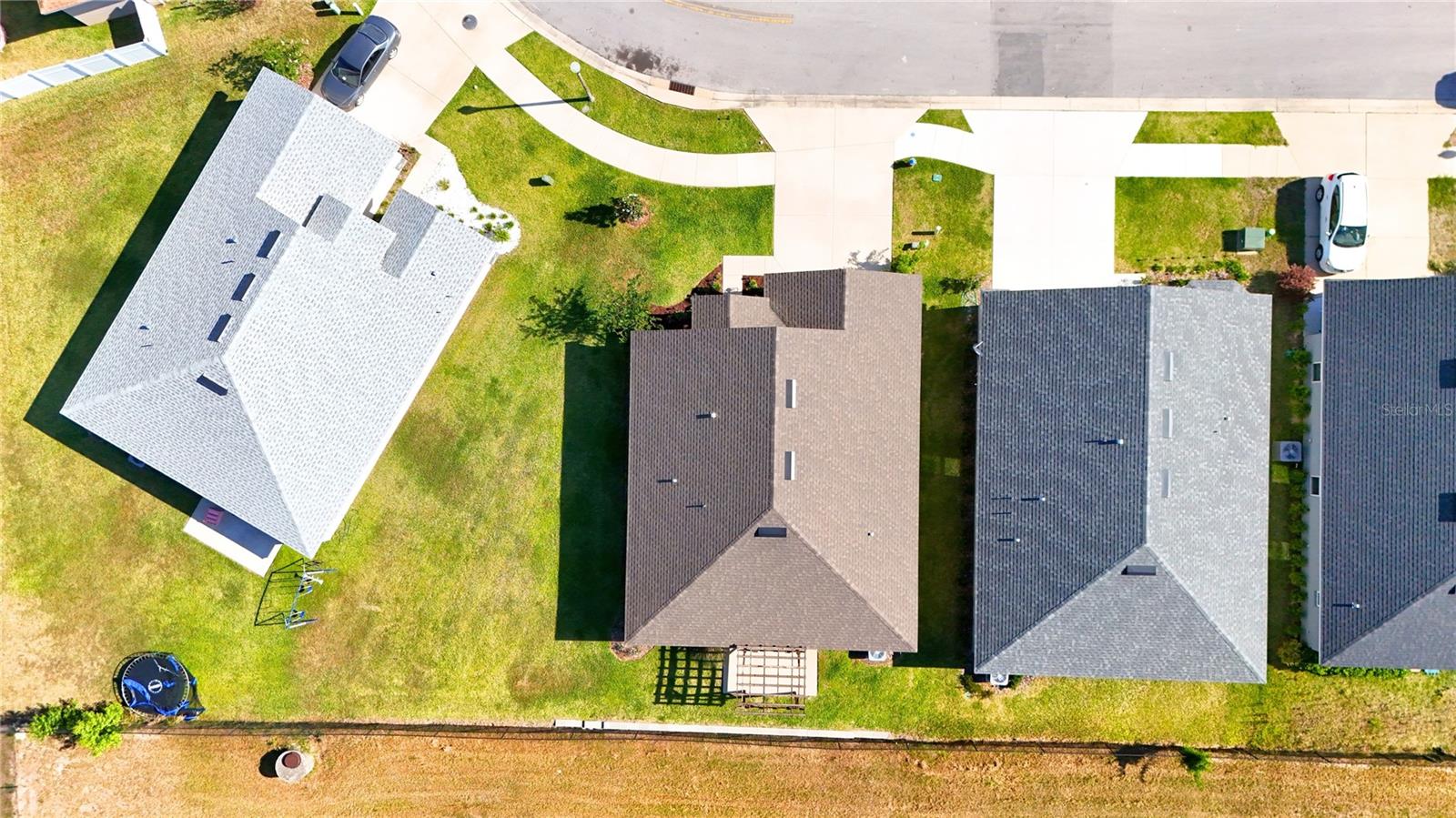 Image 23 of 25 For 4549 25th Loop