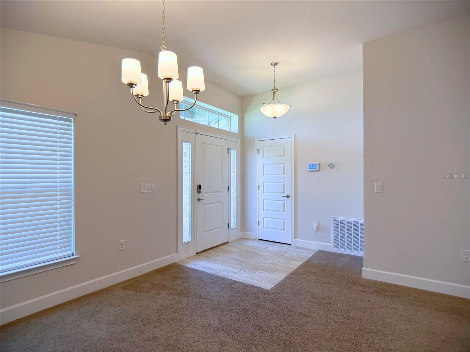 Image 4 of 25 For 4549 25th Loop