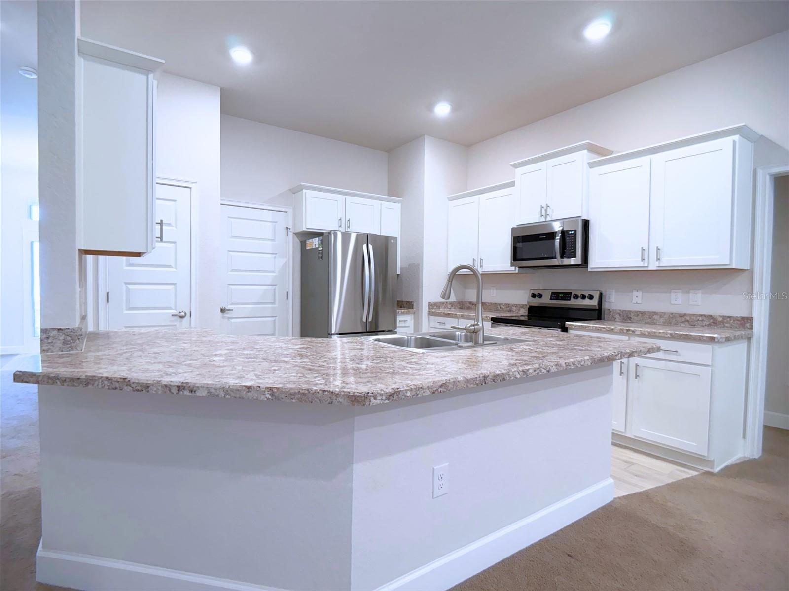 Image 8 of 25 For 4549 25th Loop