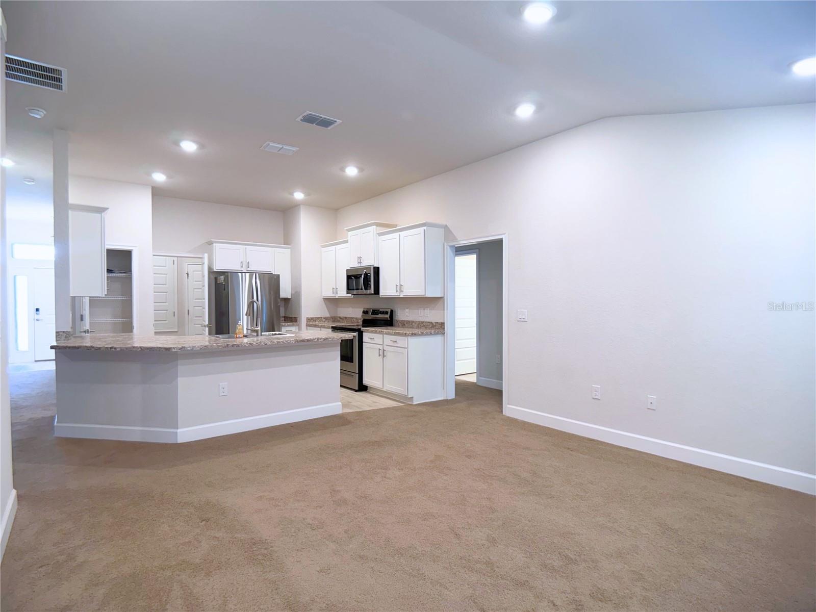 Image 9 of 25 For 4549 25th Loop