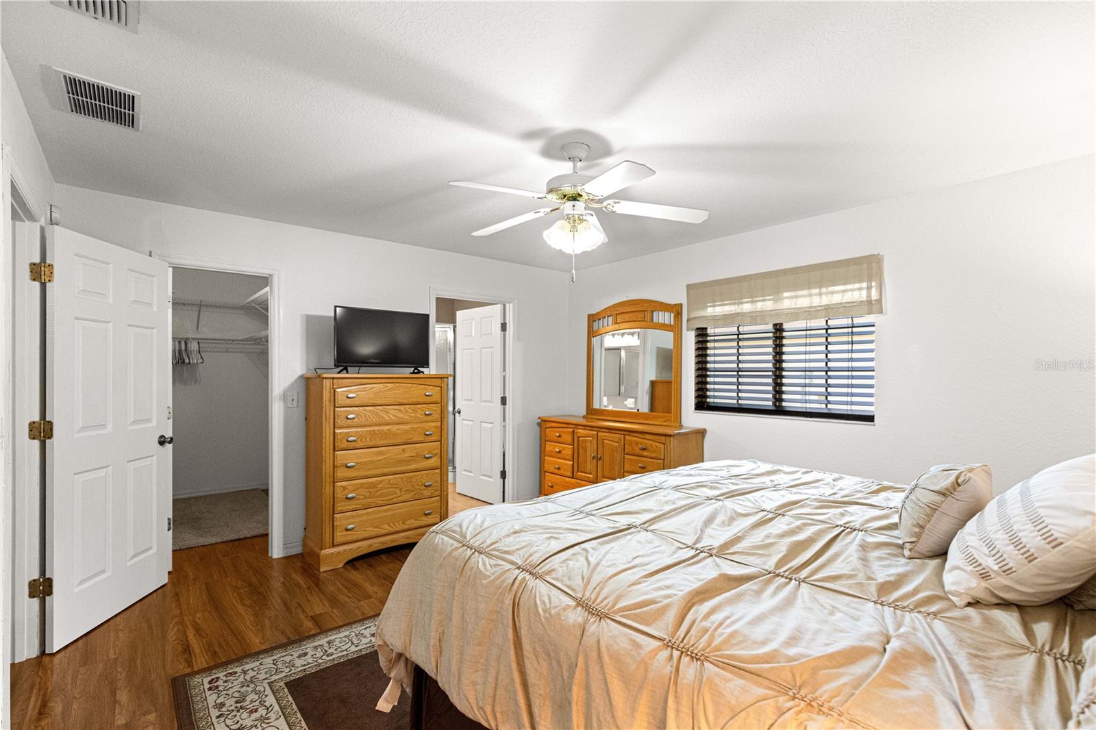 Image 10 of 55 For 8660 140th Place Road