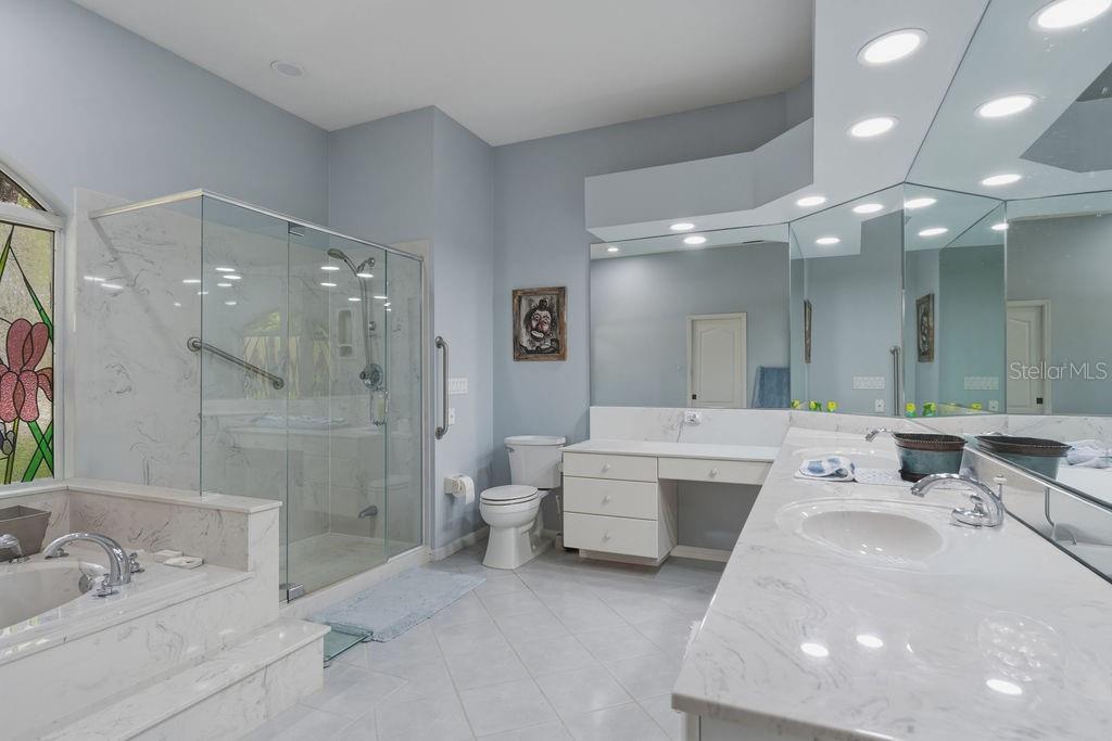 Image 19 of 59 For 8710 190th Circle