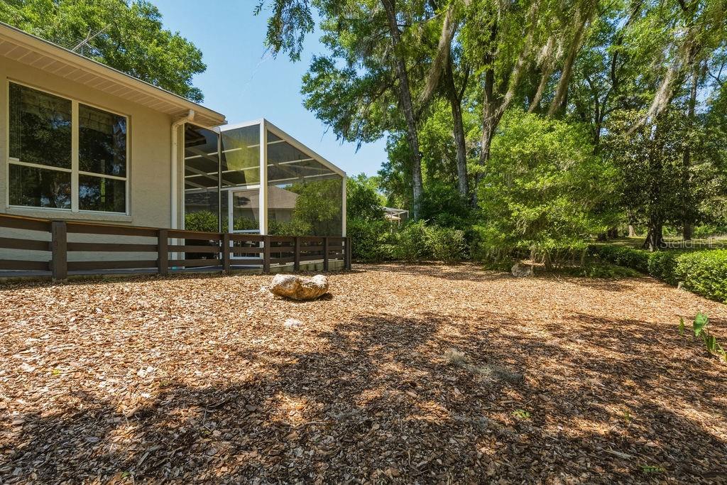 Image 39 of 59 For 8710 190th Circle