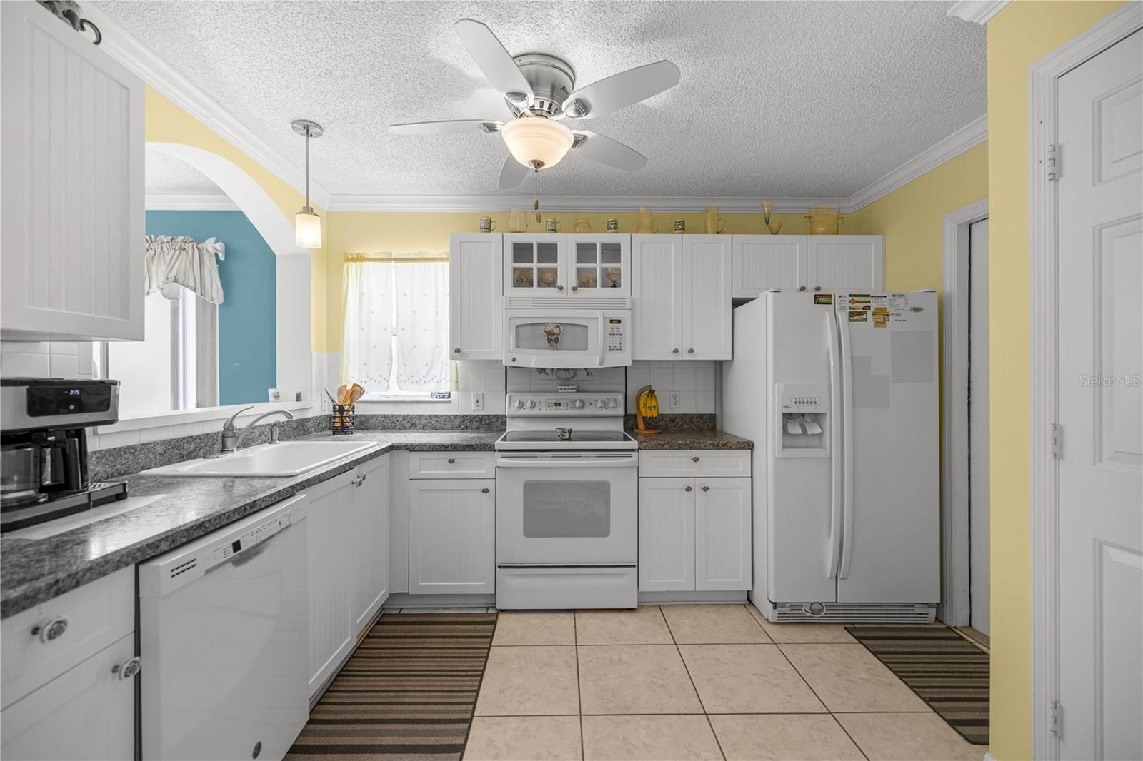 Image 11 of 32 For 511 Alameda Avenue