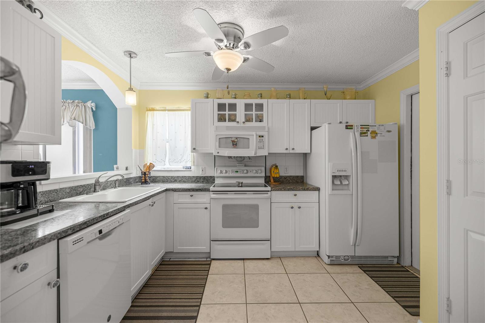 Image 12 of 32 For 511 Alameda Avenue