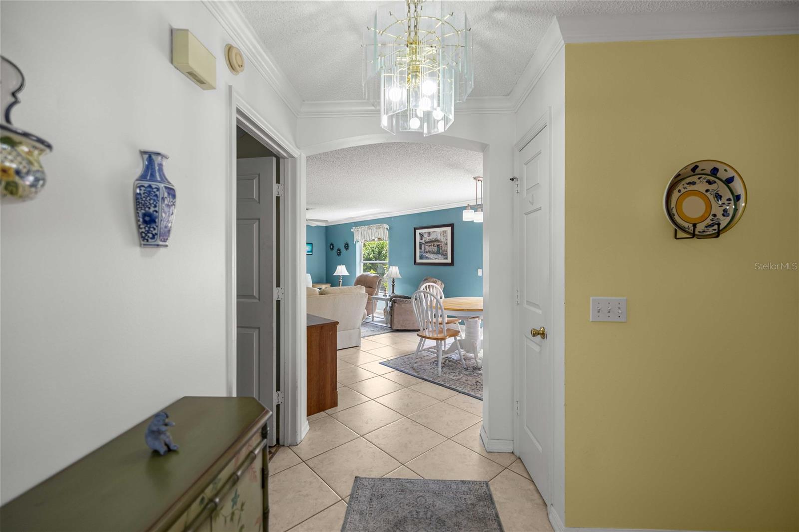 Image 13 of 32 For 511 Alameda Avenue