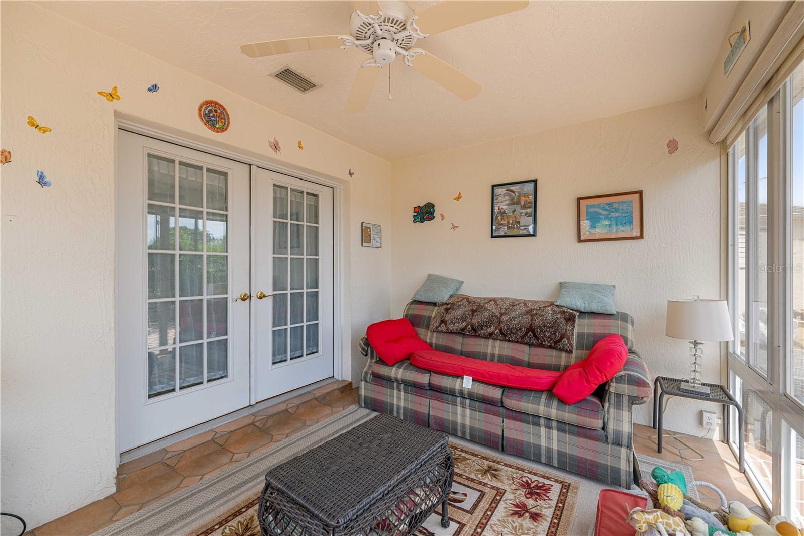 Image 22 of 32 For 511 Alameda Avenue