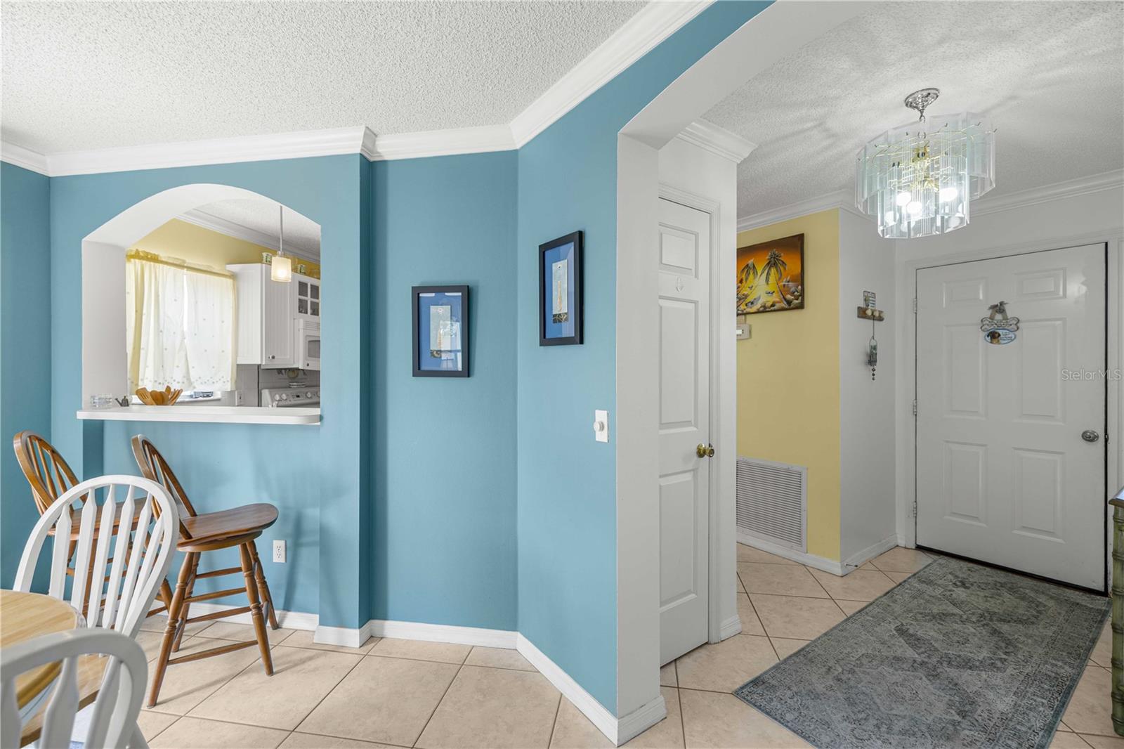 Image 6 of 32 For 511 Alameda Avenue