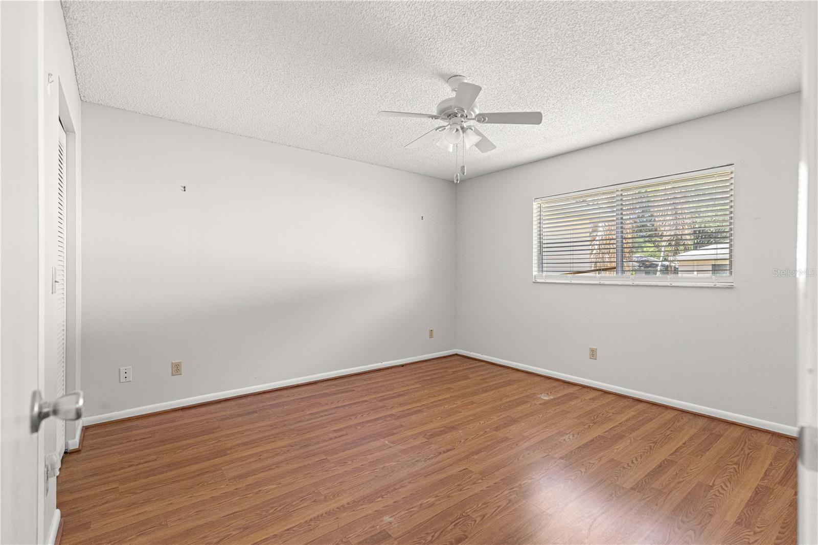 Image 20 of 30 For 9728 94th Court B
