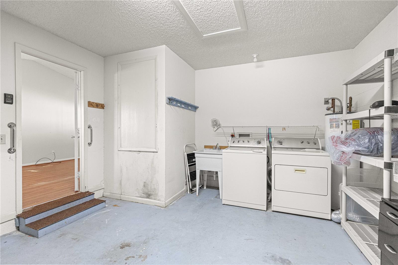 Image 27 of 30 For 9728 94th Court B