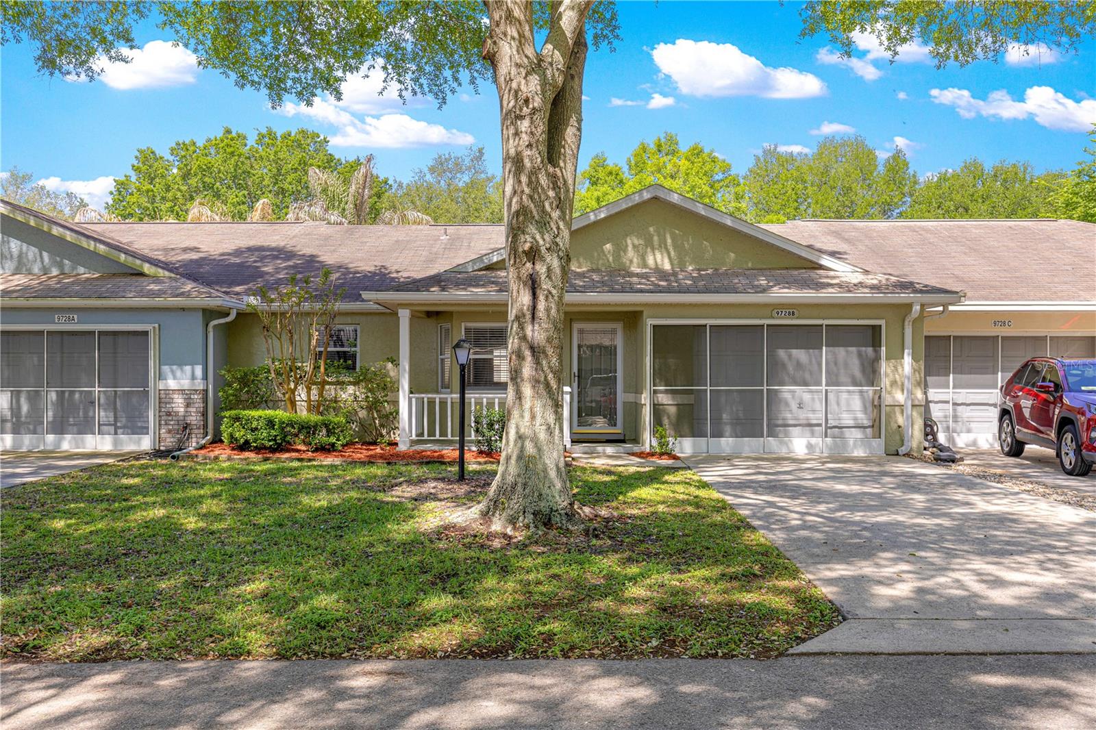 Image 6 of 30 For 9728 94th Court B