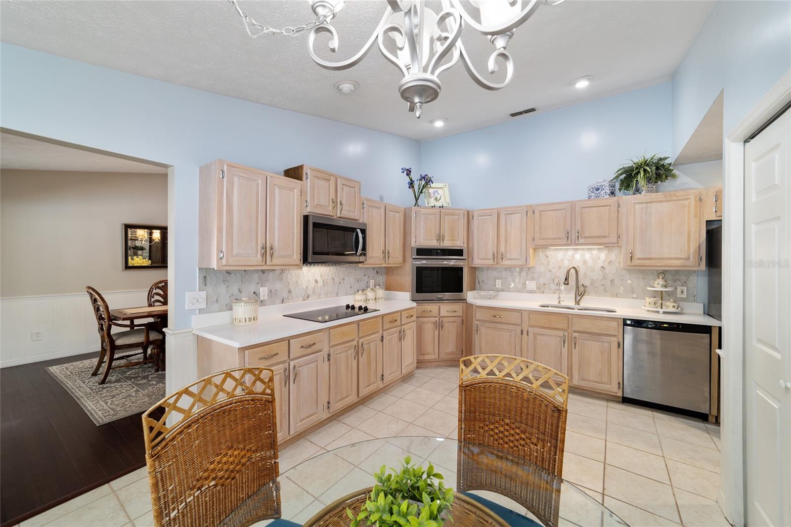 Image 6 of 19 For 5499 44th Avenue