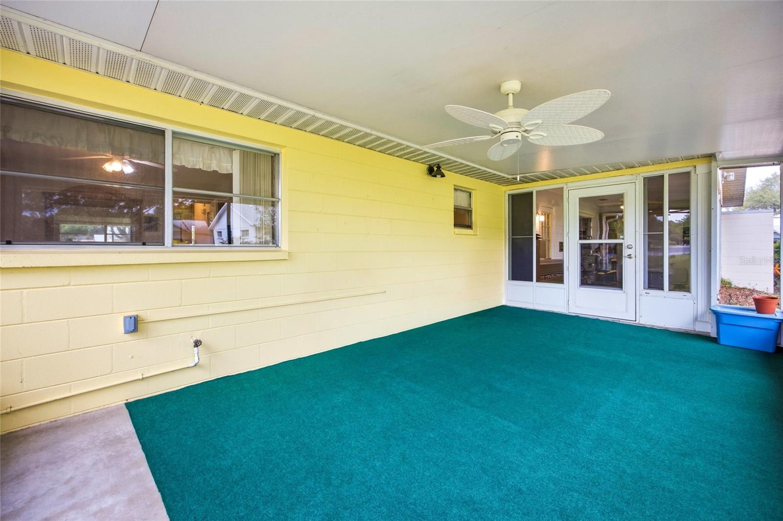 Image 16 of 42 For 9335 85th Terrace E