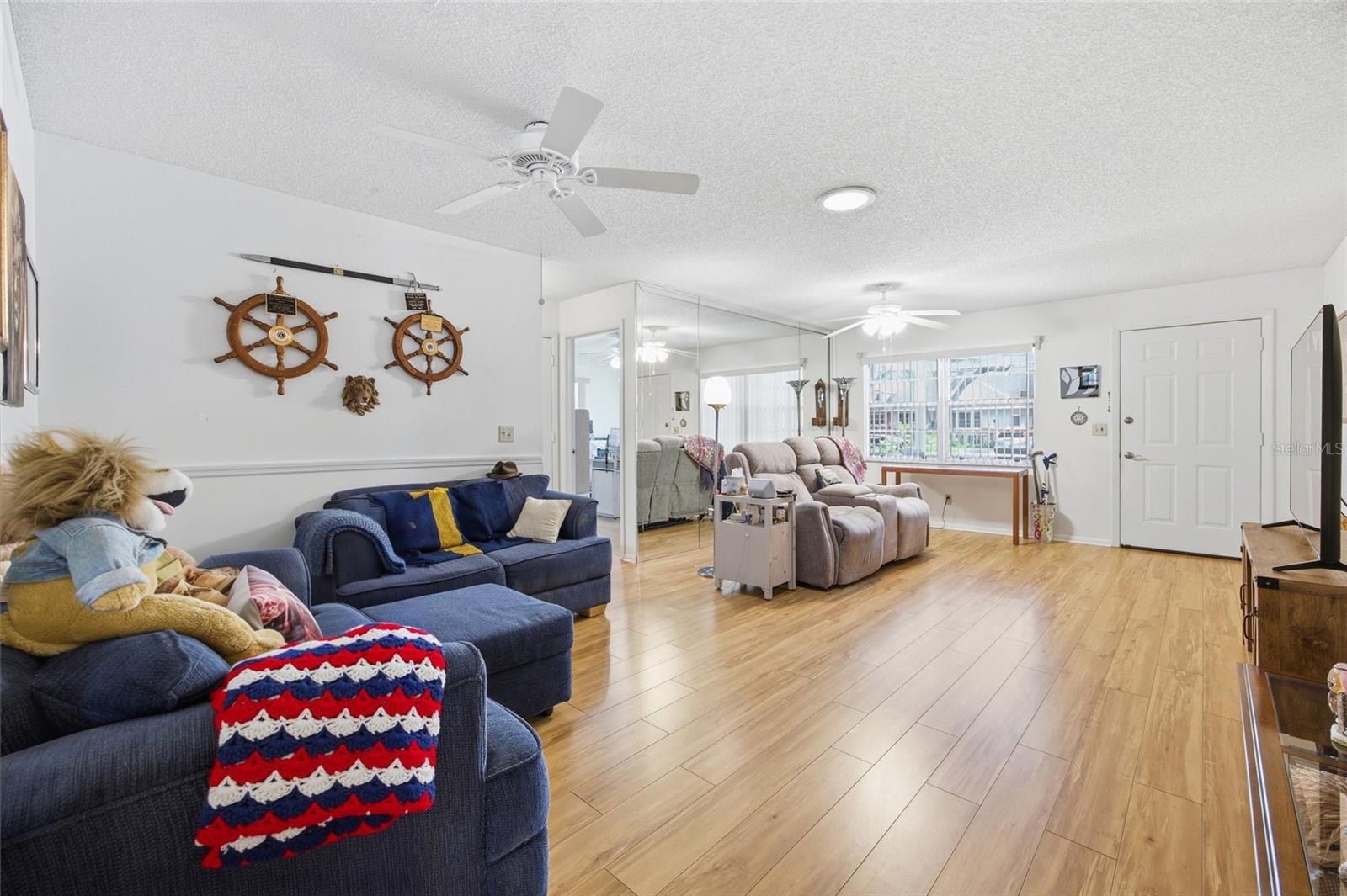 Image 26 of 42 For 9335 85th Terrace E