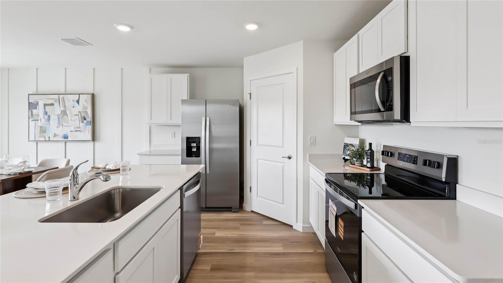 Image 4 of 28 For 10125 158th Lane