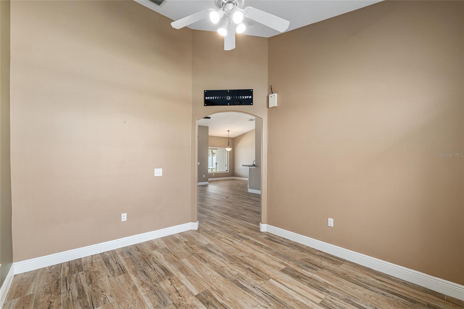 Image 18 of 90 For 5610 88th Place