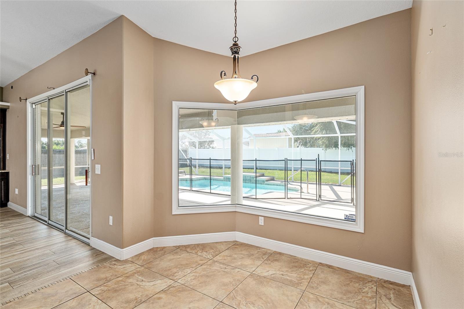 Image 23 of 90 For 5610 88th Place