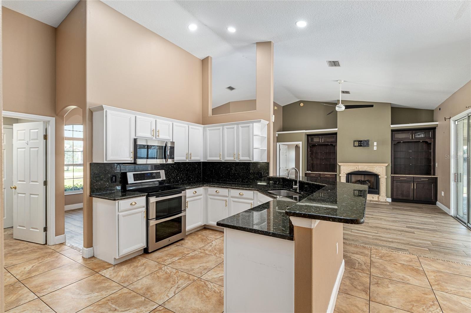 Image 26 of 90 For 5610 88th Place