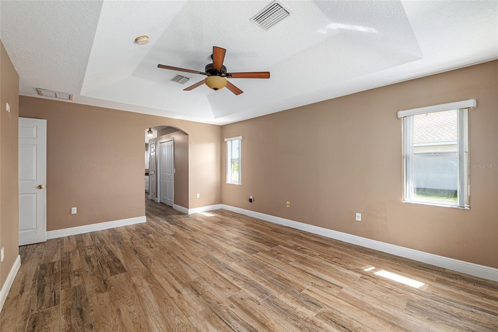 Image 36 of 90 For 5610 88th Place