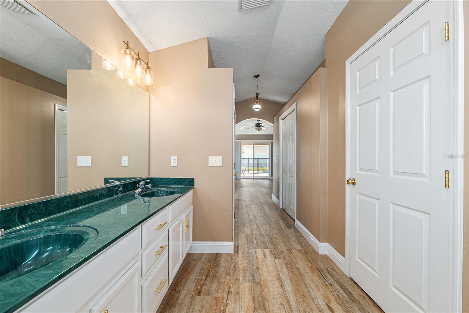 Image 39 of 90 For 5610 88th Place