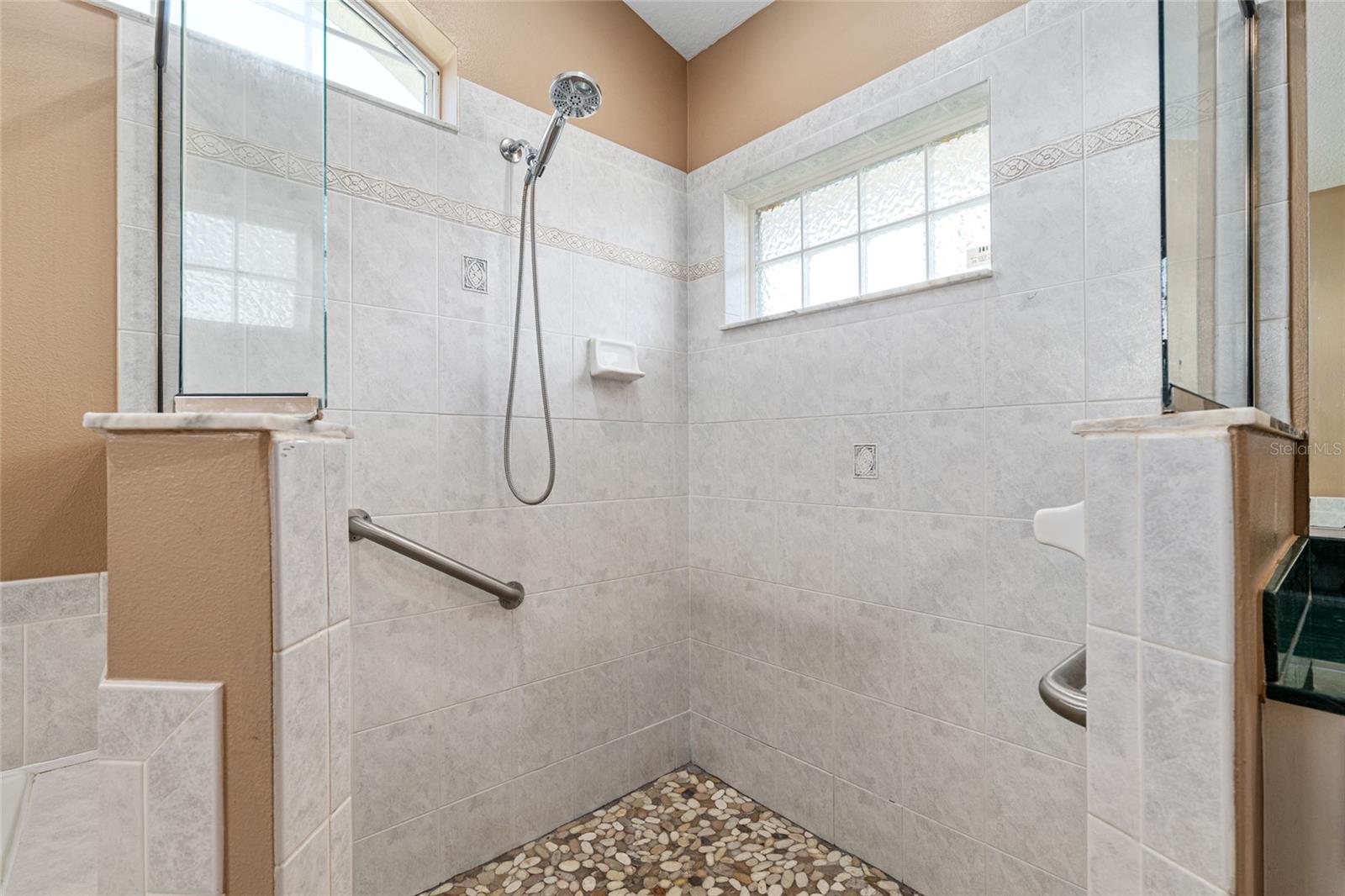 Image 42 of 90 For 5610 88th Place