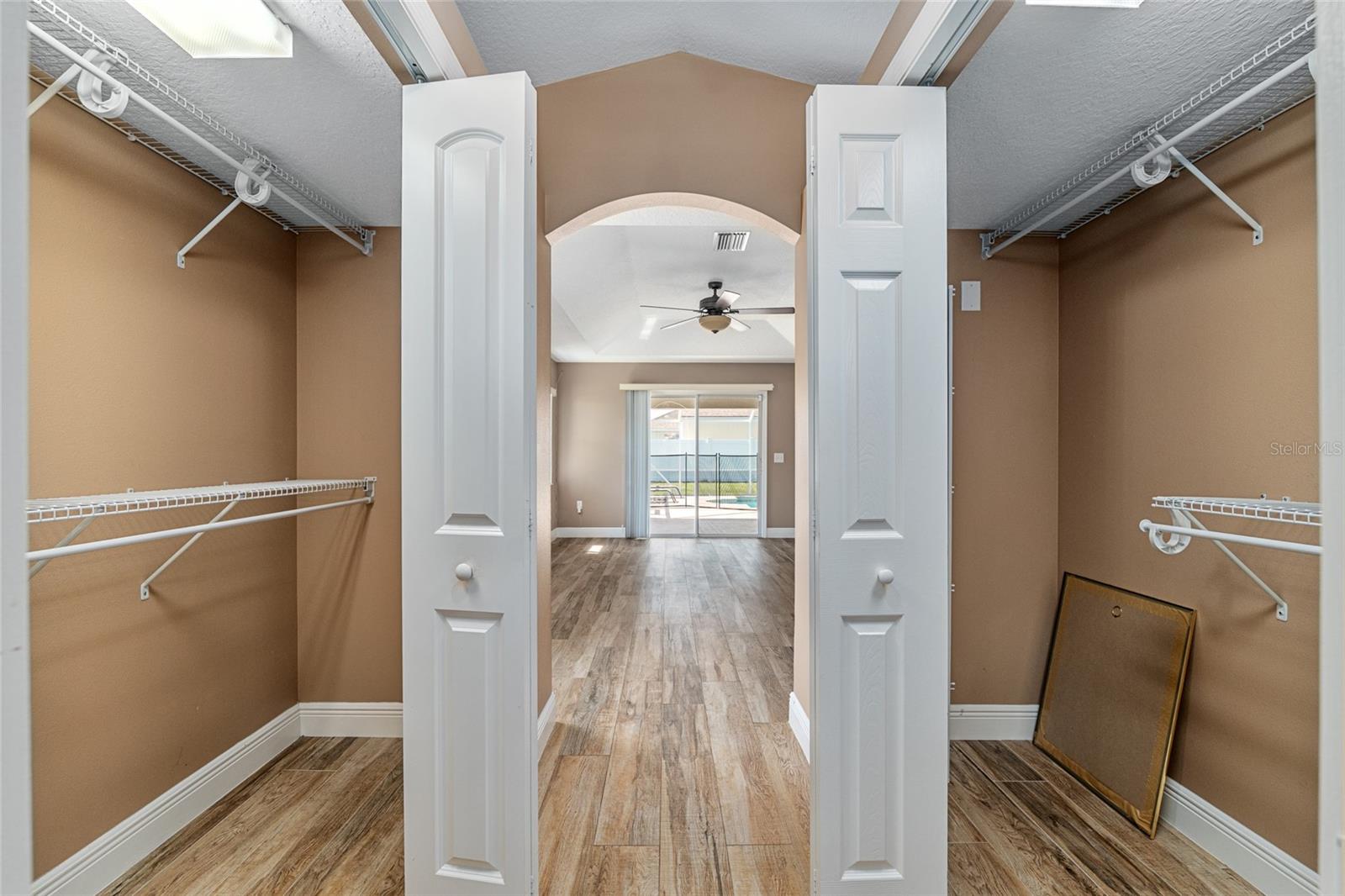 Image 44 of 90 For 5610 88th Place