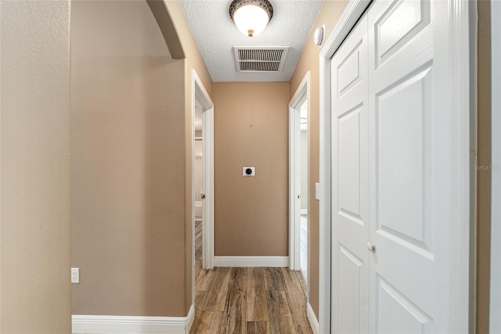 Image 48 of 90 For 5610 88th Place