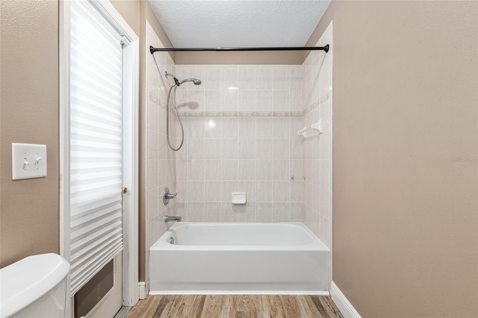 Image 52 of 90 For 5610 88th Place