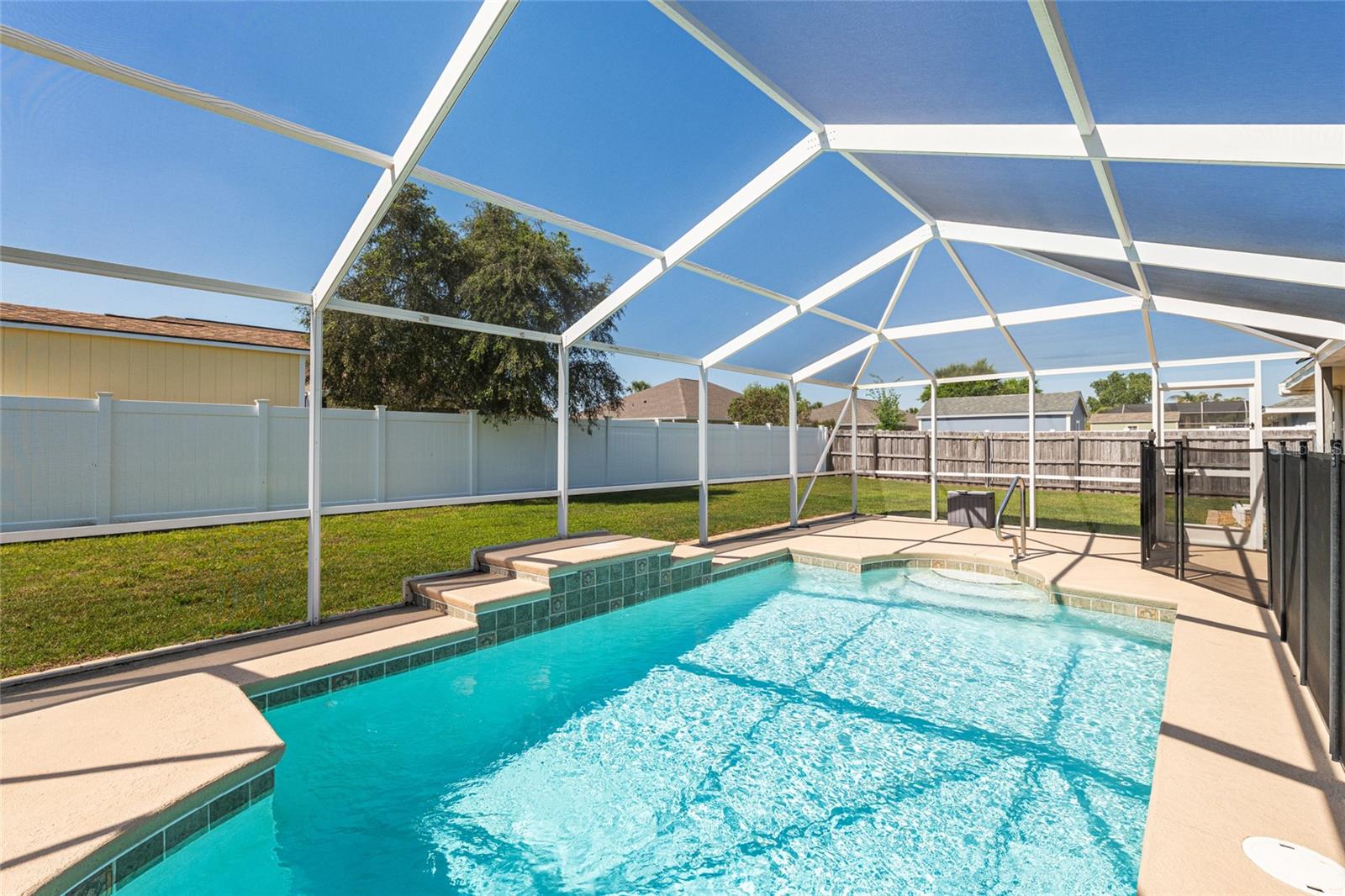 Image 62 of 90 For 5610 88th Place