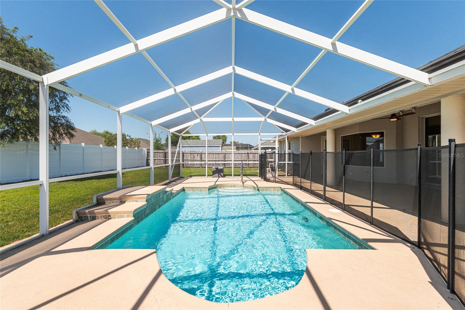 Image 68 of 90 For 5610 88th Place