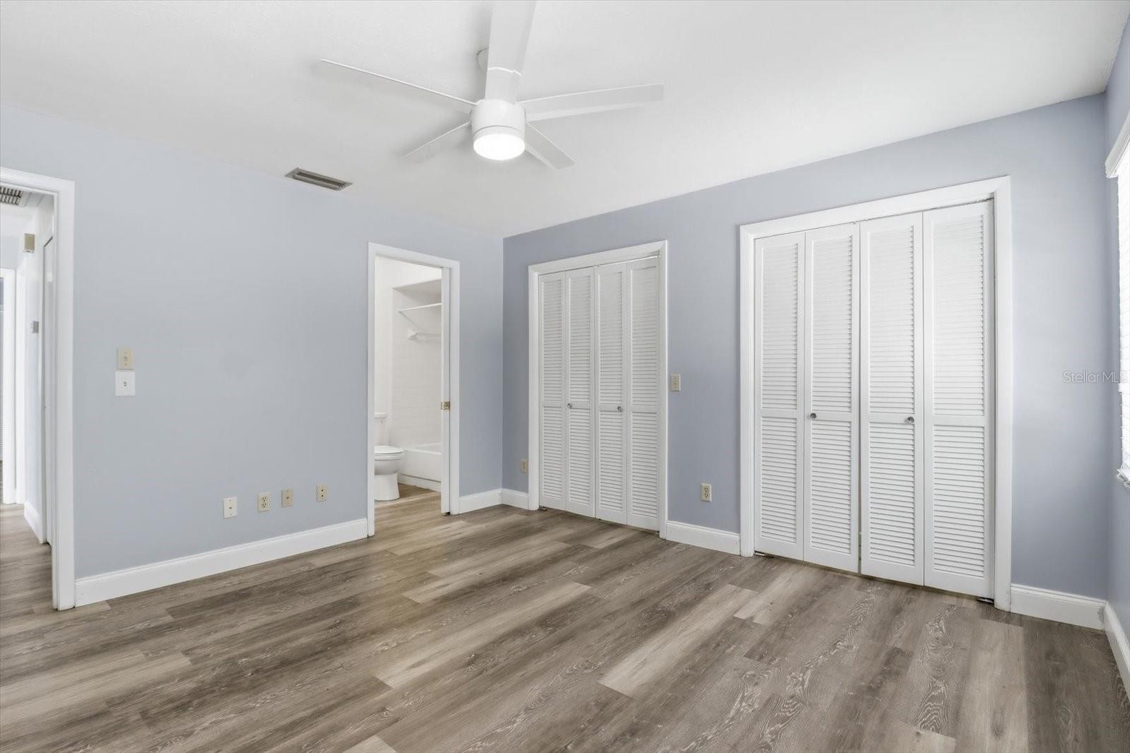 Image 17 of 44 For 54 Jamaica Street