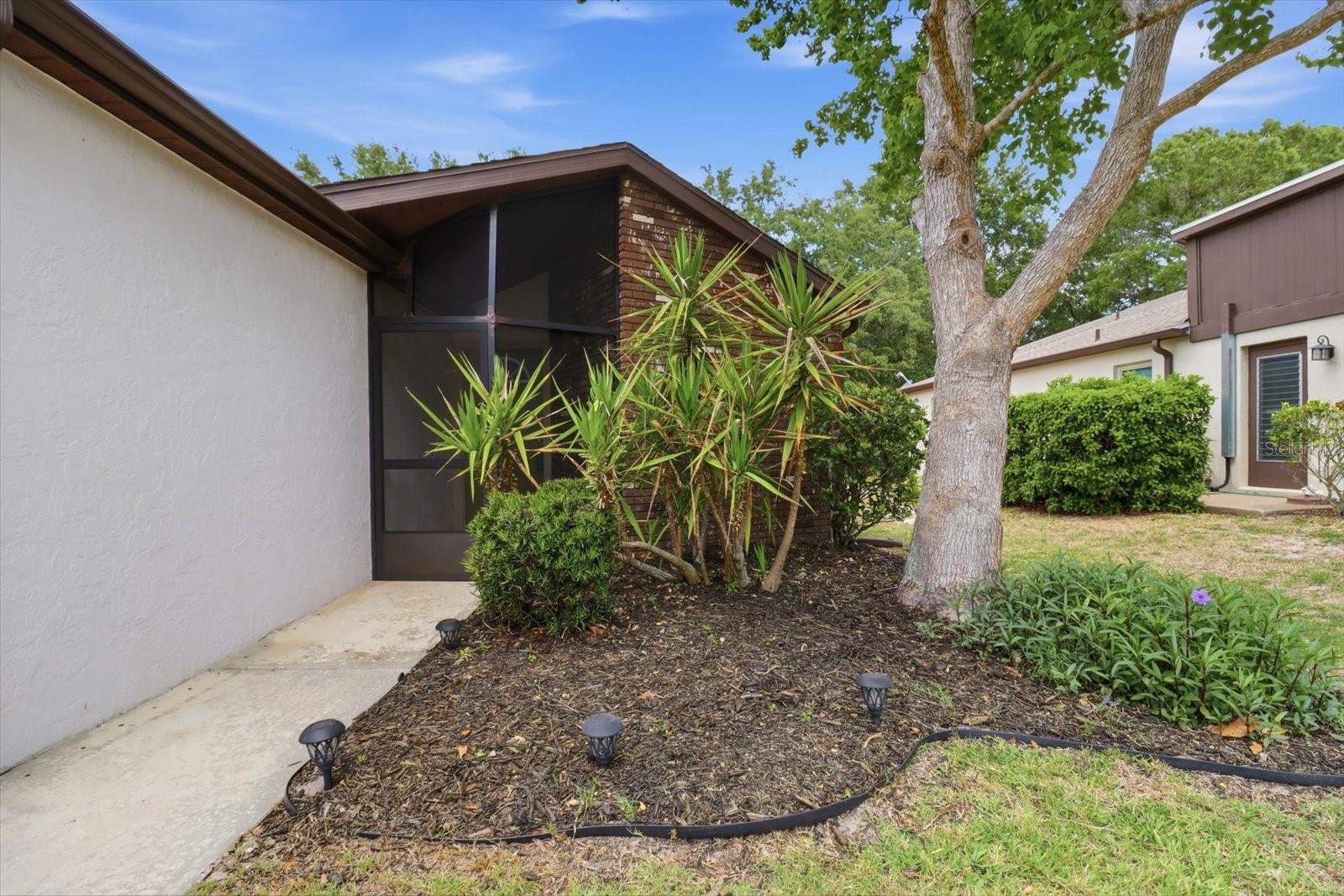 Image 5 of 44 For 54 Jamaica Street