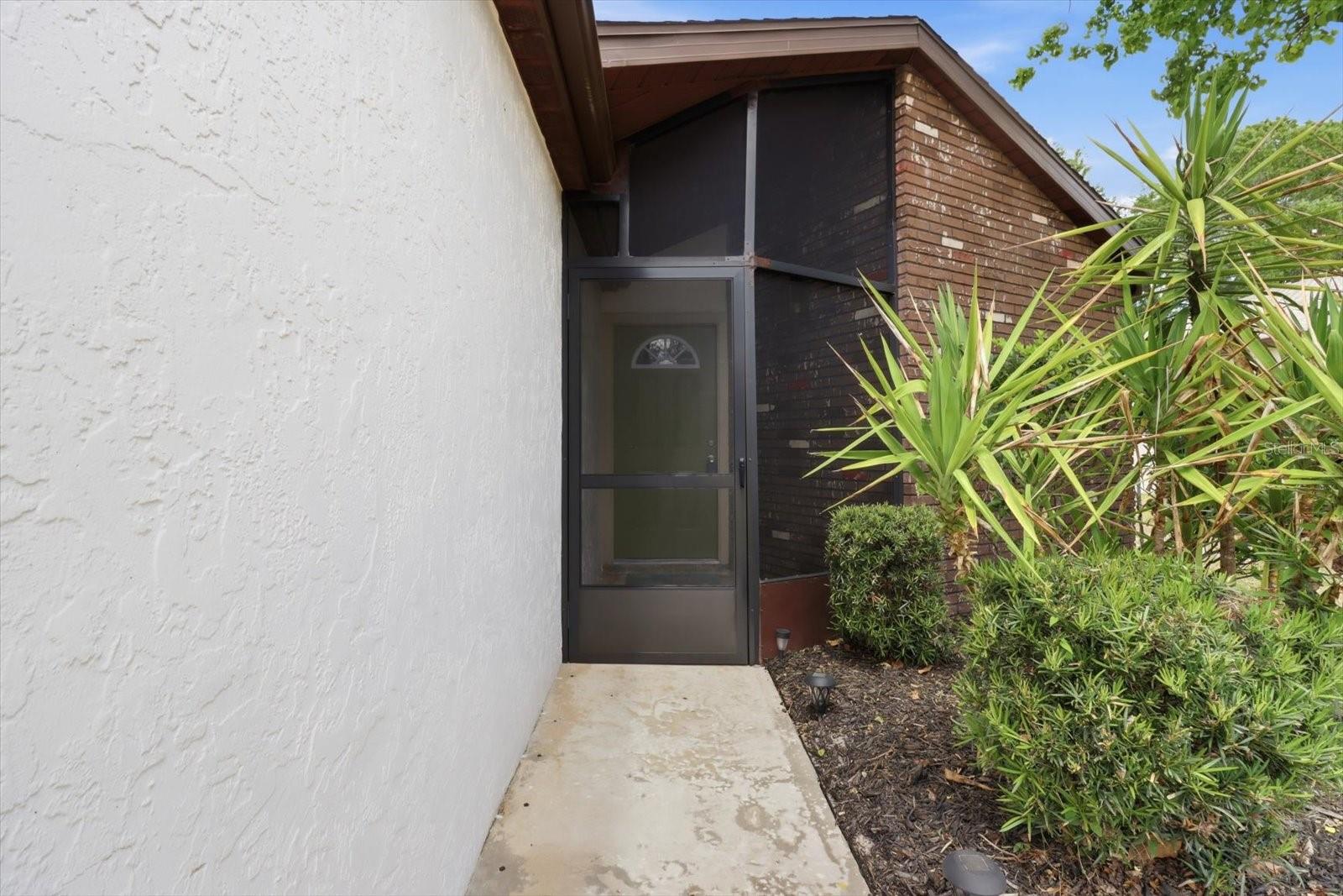 Image 6 of 44 For 54 Jamaica Street