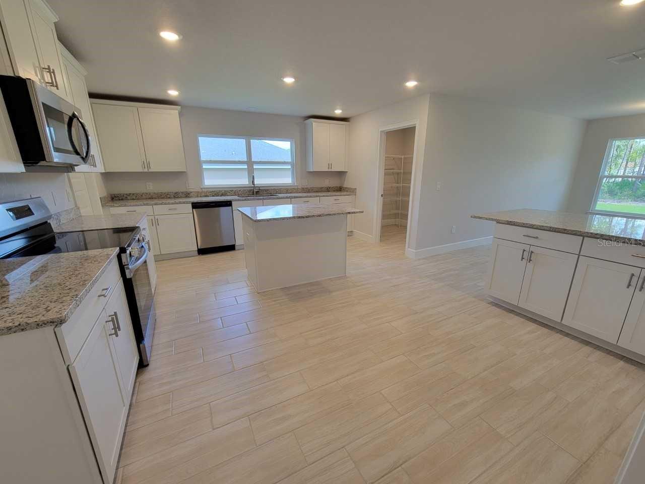 Image 7 of 29 For 12598 73rd Street